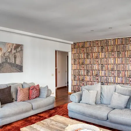 Beautiful Center In Near Medieval Castle Appartement *