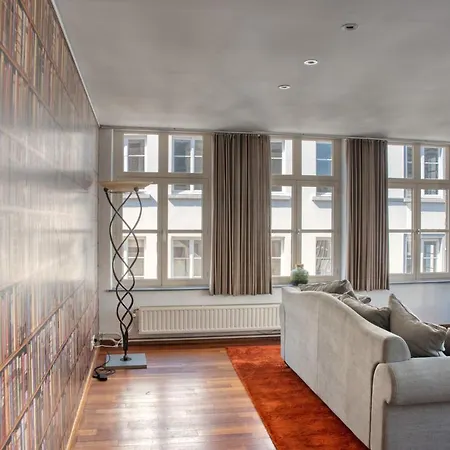 Appartement Beautiful Center In Near Medieval Castle