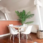 דירה Beautiful Center In Near Medieval Castle *