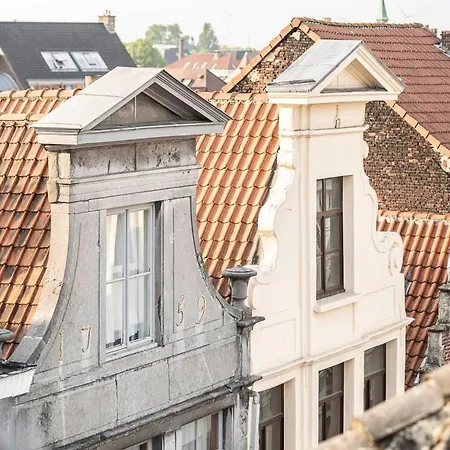 아파트 Beautiful Center In Near Medieval Castle *