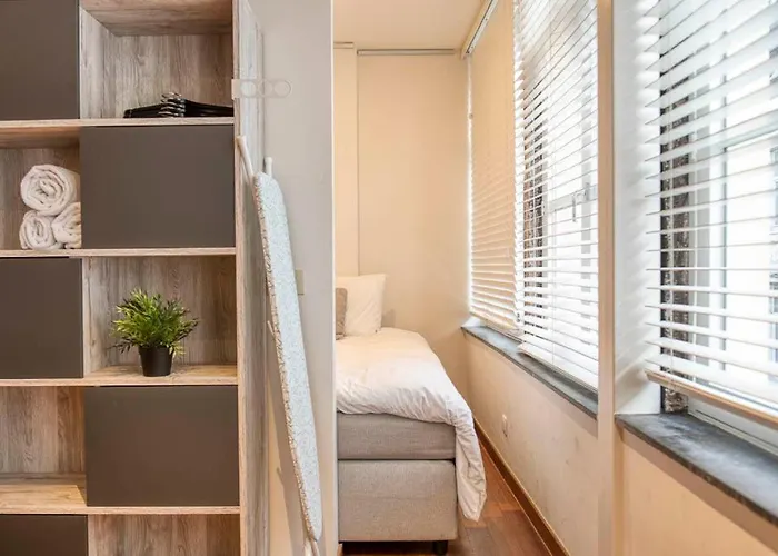 Beautiful Center In Near Medieval Castle * Gent