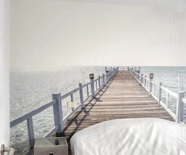 Beautiful Center In Near Medieval Castle *